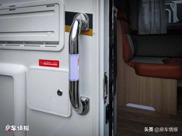 全新升級依途房車,3.0T動力航空鋁車身,設施更人性化最多住5口 全新升級依途房車,3.0T動力航空鋁車身,設施更人性化最多住5口