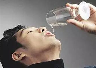 如何科學喝白酒,才能讓養生效果超出你的想象 如何科學喝白酒,才能讓養生效果超出你的想象