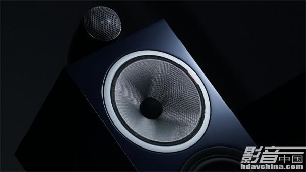 「測評」B&amp;W 702簽名版（午夜藍色）：紀念品牌成立55週年，融入800系列元素