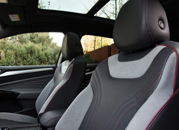 19.99萬起,高顏值,低配搭駕駛輔助,這款大眾SUV很特別 19.99萬起,高顏值,低配搭駕駛輔助,這款大眾SUV很特別