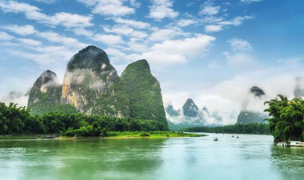 美麗景色，山青水秀，金山銀山不如綠水青山