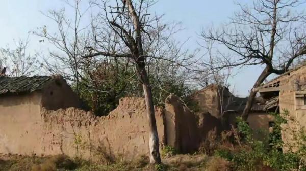 民間故事:男子進村,向阿婆討茶水喝,阿婆:你快逃,不然來不及 民間故事:男子進村,向阿婆討茶水喝,阿婆:你快逃,不然來不及