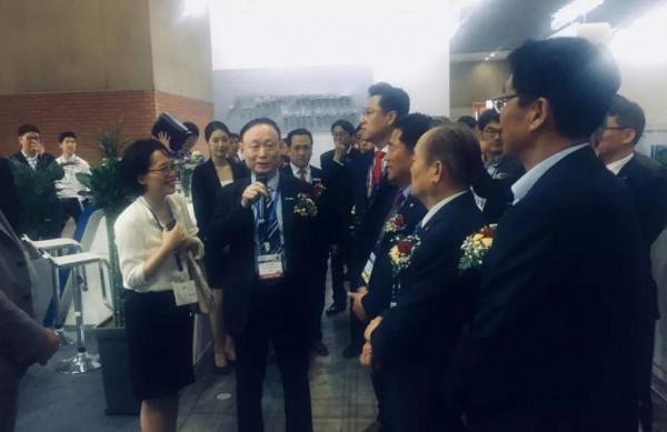 1498億！河北邢臺殺出一匹“大黑馬”，實控人55歲IPO敲鐘