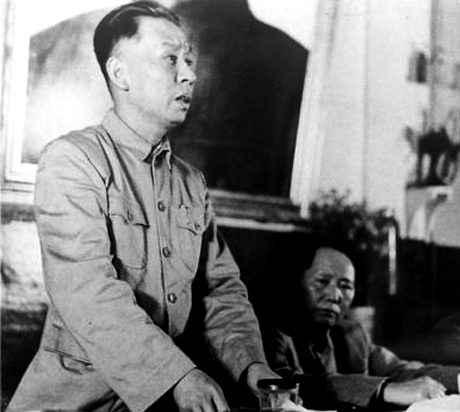 解放戰爭時，毛主席、朱德、周恩來負責軍事，劉少奇在幹什麼