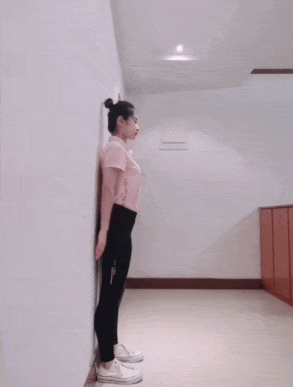 學起來！簡單實用的老年人居家健身操