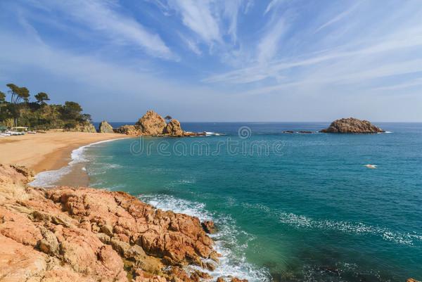 男人,自己的老婆不在身邊時,你得知道自律,免得陷入別人的圈套 男人,自己的老婆不在身邊時,你得知道自律,免得陷入別人的圈套