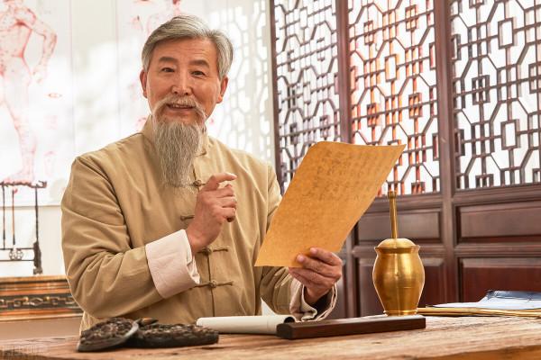 中醫解讀:女人血虛先長斑,補血理氣是淡斑的關鍵 中醫解讀:女人血虛先長斑,補血理氣是淡斑的關鍵