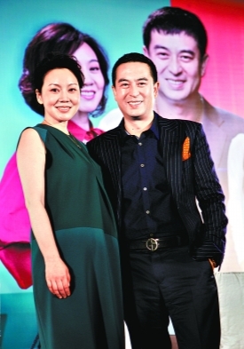 張嘉益閆妮一曲《社會主義好》唱響全運會開幕式，分分合合合則贏