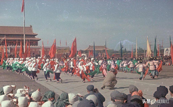 開國大典原定上午10點，為何改成下午3點？建議來自聶榮臻