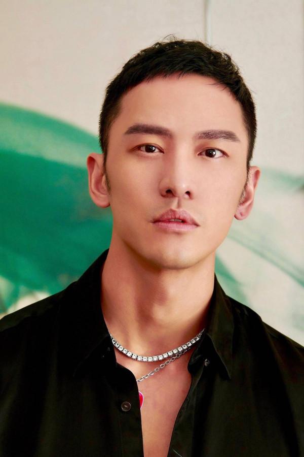 演員顧佑明妥妥的“搞笑達人”肌肉型男你的偶像包袱掉啦