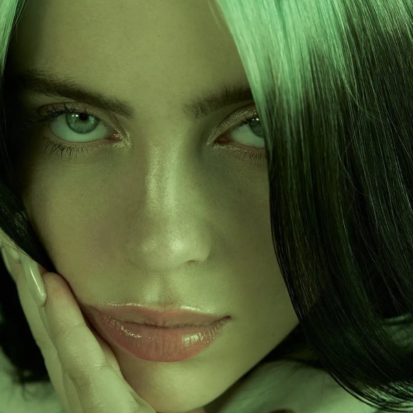 碧梨跨界香水設計,推出同名“Eilish”香水 碧梨跨界香水設計,推出同名“Eilish”香水