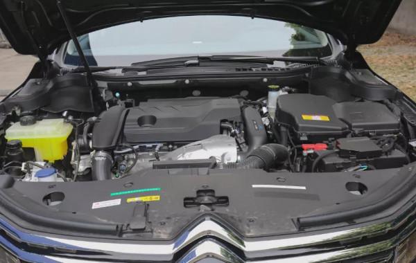 特點鮮明的合資B級車對決：日產天籟VS雪鐵龍C6