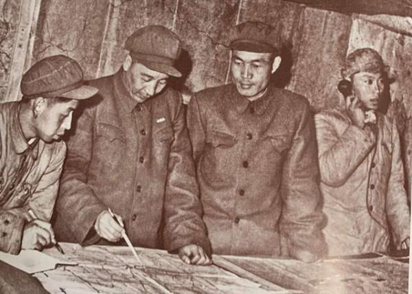 兒子秦天臨行前：我可能無法盡孝了！秦基偉臭罵：你這小仗算什麼