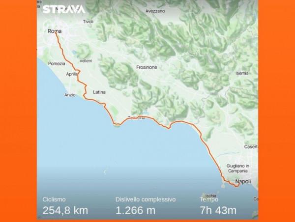 卡納瓦羅INS曬照，那不勒斯騎行到羅馬用時7小時43分