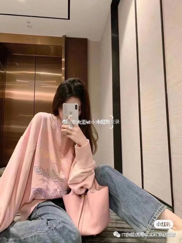 陳小紜被嘲“情商低”?學了冪式穿搭,卻忘了學習冪式的高情商… 陳小紜被嘲“情商低”?學了冪式穿搭,卻忘了學習冪式的高情商…