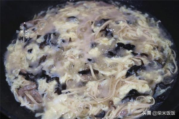 冬天，我家最喜歡喝這湯，食材做法都簡單，一碗下肚渾身暖和