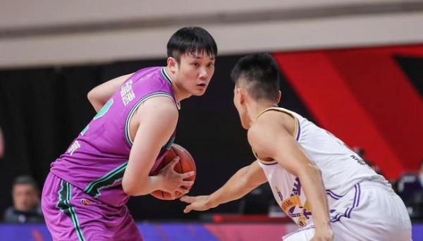 CBA!山東VS吉林,打弱隊丁神做核心,徐長鎖需用比賽演練陣容 CBA!山東VS吉林,打弱隊丁神做核心,徐長鎖需用比賽演練陣容