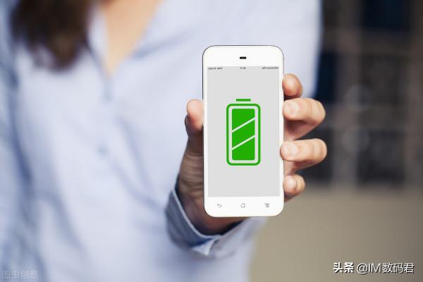 不管用什麼手機，充電時要牢記這5點不然手機越用越耗電