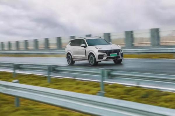 預售27萬起，與漢蘭達價格區間相近，領克09市場前景分析