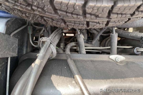 「分明稜角」整備一臺來自北國的拉達，解鎖下你心中的獨特小個性