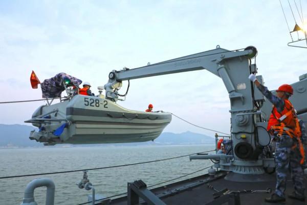 淬火礪劍！南部戰區海軍某基地新年度開訓