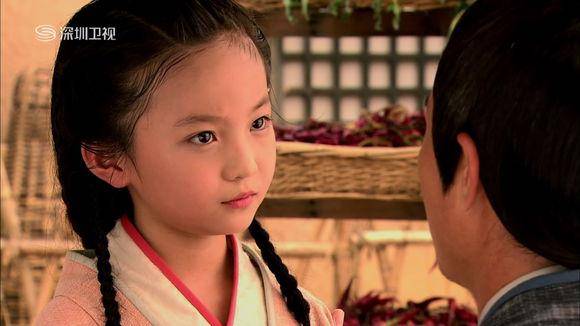影視劇女主小時候與長大後對比，蔣勤勤好像仙女，舒暢楊紫差距大