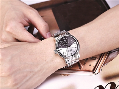 初入職場的第一隻表,就這麼選 初入職場的第一隻表,就這麼選