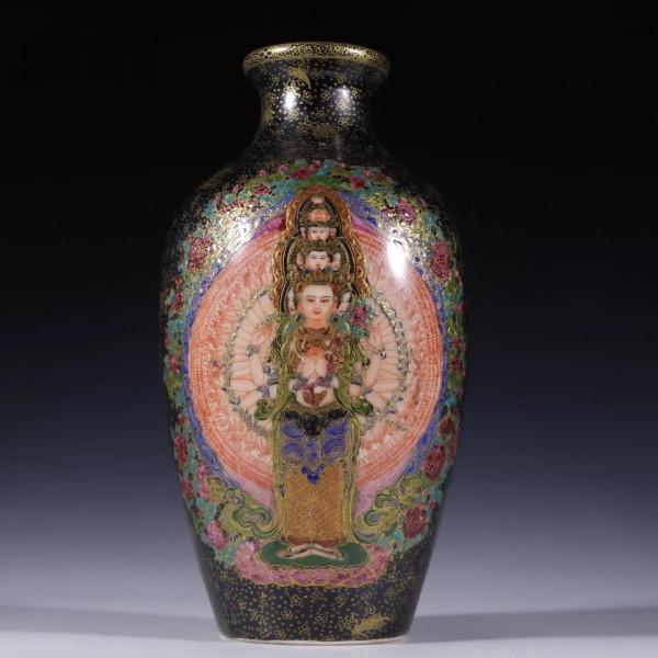 藏傳「粉彩 佛像瓶」規格：高24肚徑12.1口6.2cm重846.8g