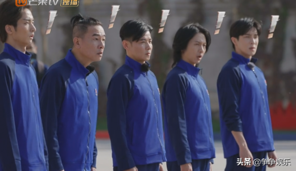 《我們的滾燙人生》陳小春帶頭分擔俯臥撐，有情有義團魂覺醒