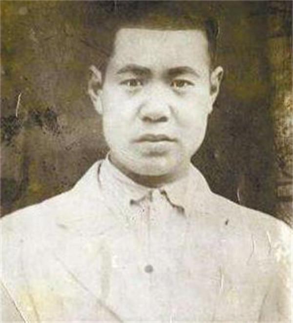 河北一小販天天給日軍搓澡，被老百姓唾罵，檔案解密才知他是英雄