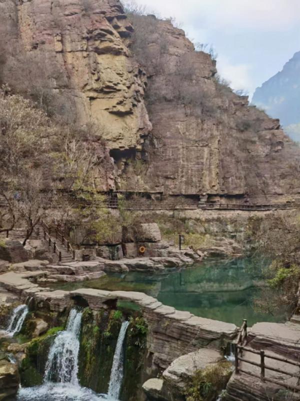 開著探嶽玩自駕，探秘雲臺山紅石峽