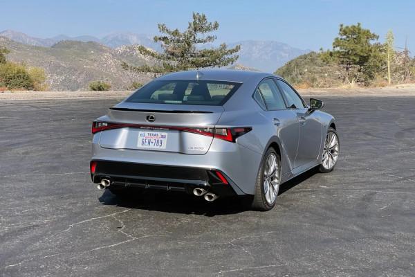 2022雷克薩斯IS 500搭載V8發動機，起步價57575美元，你會選擇嗎？