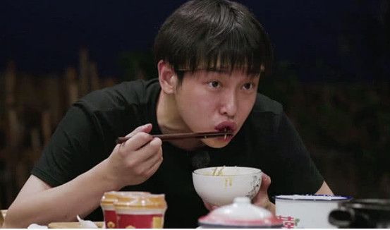 明星怪癖曝光，有的不愛洗頭，有的愛收集嘴皮，你知道他們是誰嗎