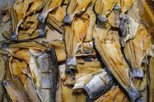 中醫提示:經常睡眠不好,多半是這些食物引起的,要少吃 中醫提示:經常睡眠不好,多半是這些食物引起的,要少吃