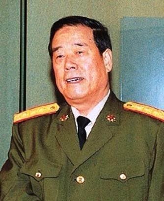 1988年恢復軍銜,有兩大軍區司令員授中將,為何政委卻是上將? 1988年恢復軍銜,有兩大軍區司令員授中將,為何政委卻是上將?