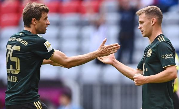 拜仁慕尼黑7球虐弱旅，德甲霸主一場比賽創下多項紀錄