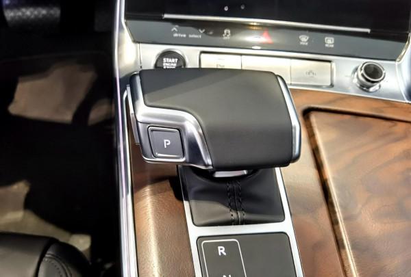 3.0T+四驅 奧迪A6 Allroad實拍 外形夠粗獷