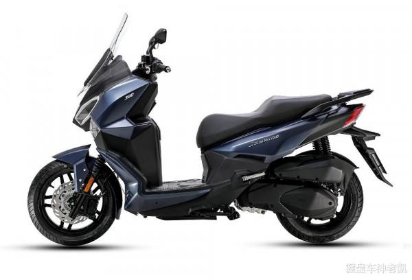 三陽“平板九妹”JOYRIDE、賽道踏板“JET SL”雙雙現身國內