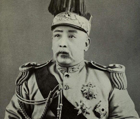 難以評說的抗日將領，他是洗劫小鎮的土匪，抗日殉國追贈中將