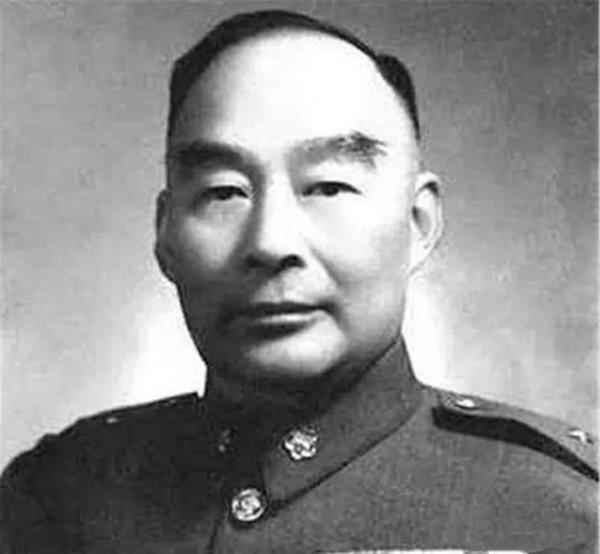 張靈甫要吃餃子，妻子滿心歡喜地準備食材，張靈甫卻將其殘忍殺害