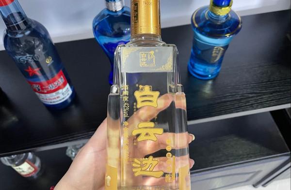 去河南，行家不喝杜康！卻專喝這6款“平價酒”，當地人：識貨