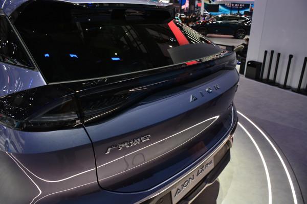 廣汽埃安AION LX PLUS定於1月6日上市，續航超1千公里，2.9秒破百