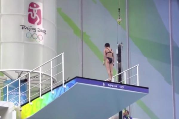 100分點燃全場,跳水名將北京奧運會上玩心跳,對方提前慶祝被打臉 100分點燃全場,跳水名將北京奧運會上玩心跳,對方提前慶祝被打臉