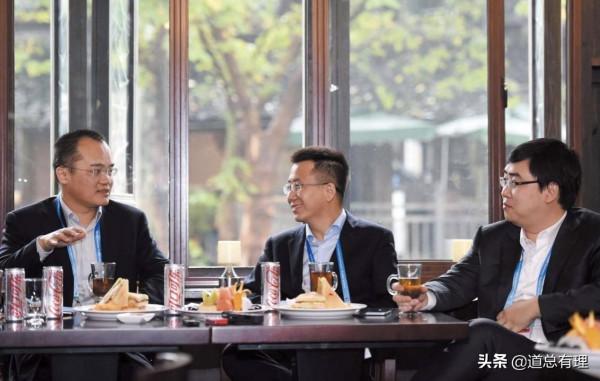 跨過2021，網際網路想念2015年