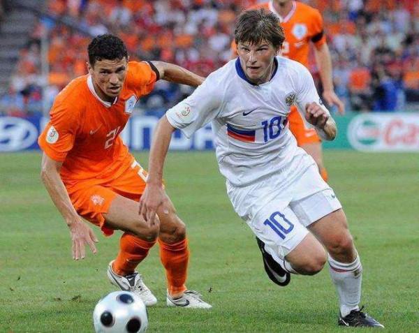 傳奇而悲壯:俄羅斯足球歷史最佳陣容,蘇聯附體,戰力狂飆 傳奇而悲壯:俄羅斯足球歷史最佳陣容,蘇聯附體,戰力狂飆