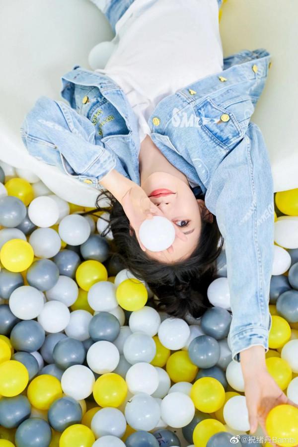 祝緒丹最新夏日海洋球大片