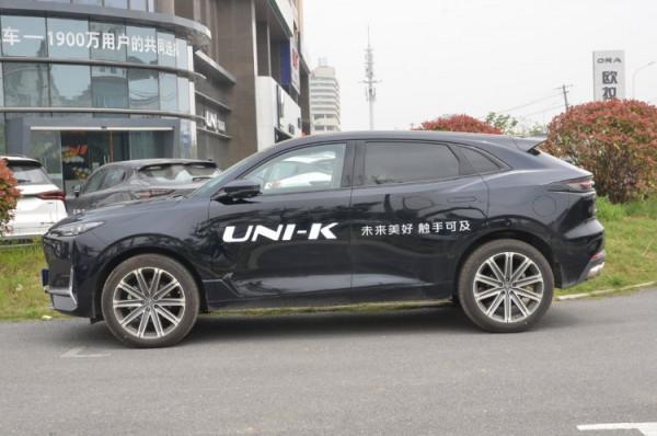 傳祺第二代GS8領銜，春節聚會開這些車既低調又不缺乏豪華感