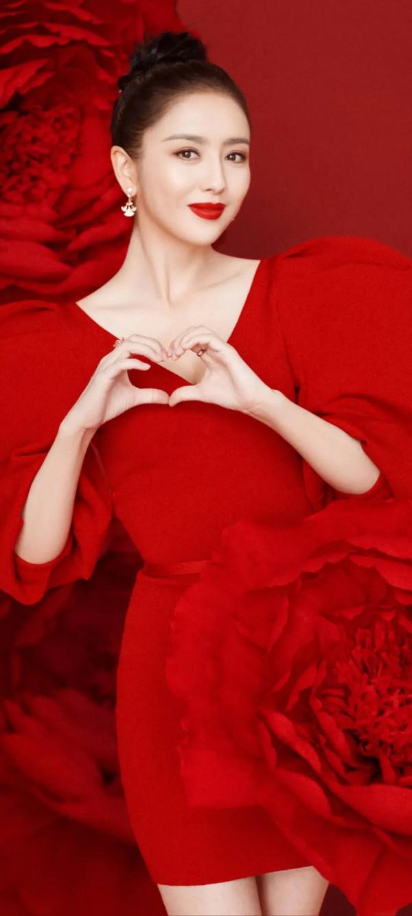 佟麗婭桌布｜玉顏豔春紅