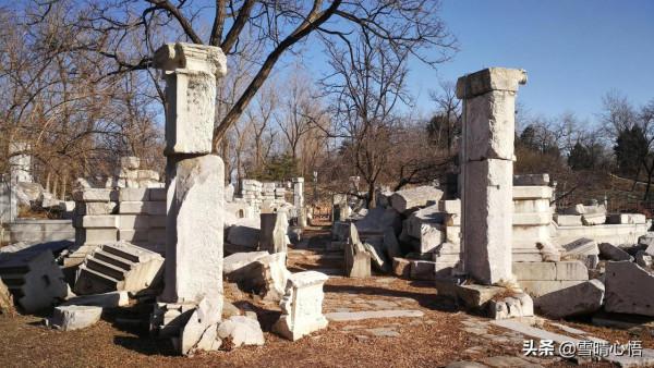 北京：圓明園遺址公園一一殘垣斷壁