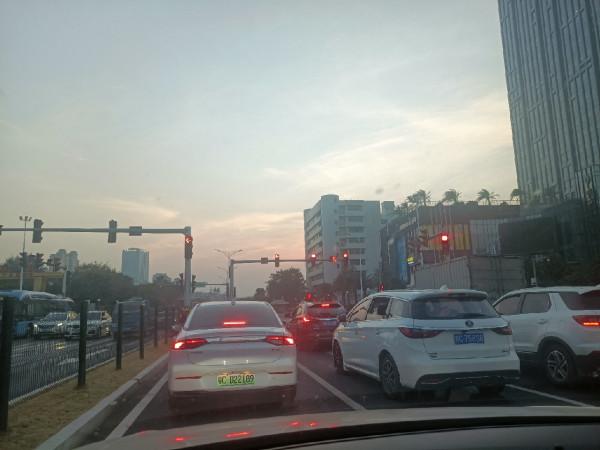 頂漂數次皆不中，精彩的瞬間是三抄網